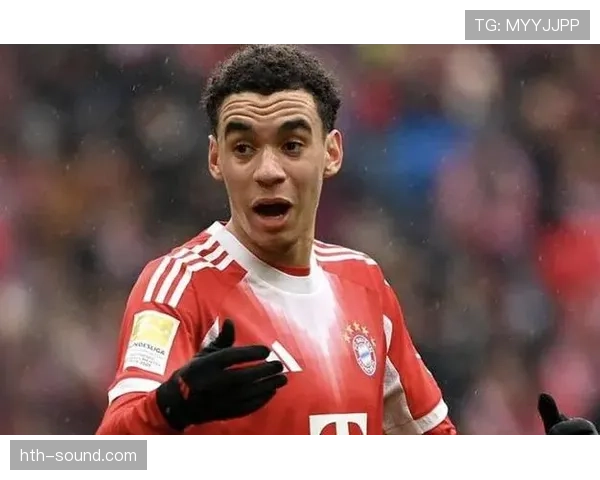 厄德高与穆西亚拉：技术型中场的战术角色与风格差异